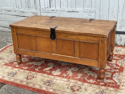 Vintage pine blanket chest - blanket,